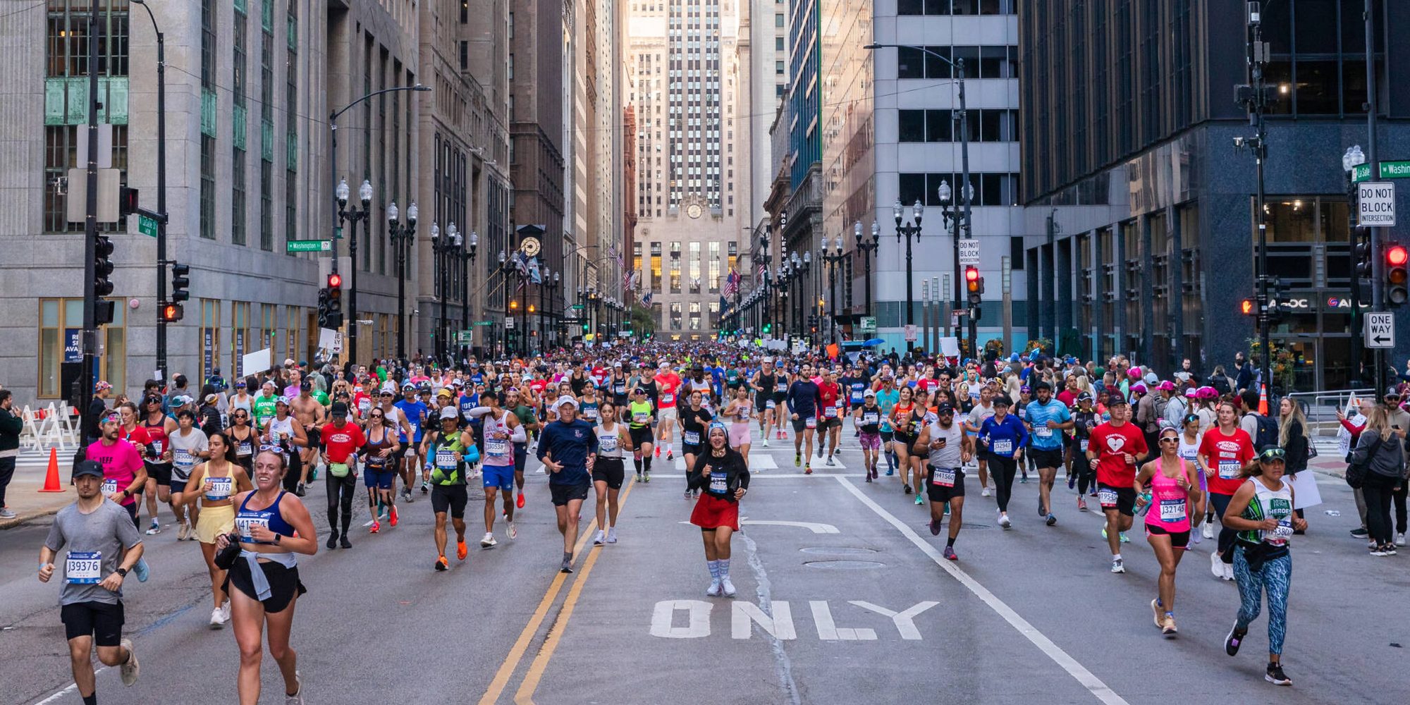 Runners on Chicago's Michigan Avenue during the marathon
